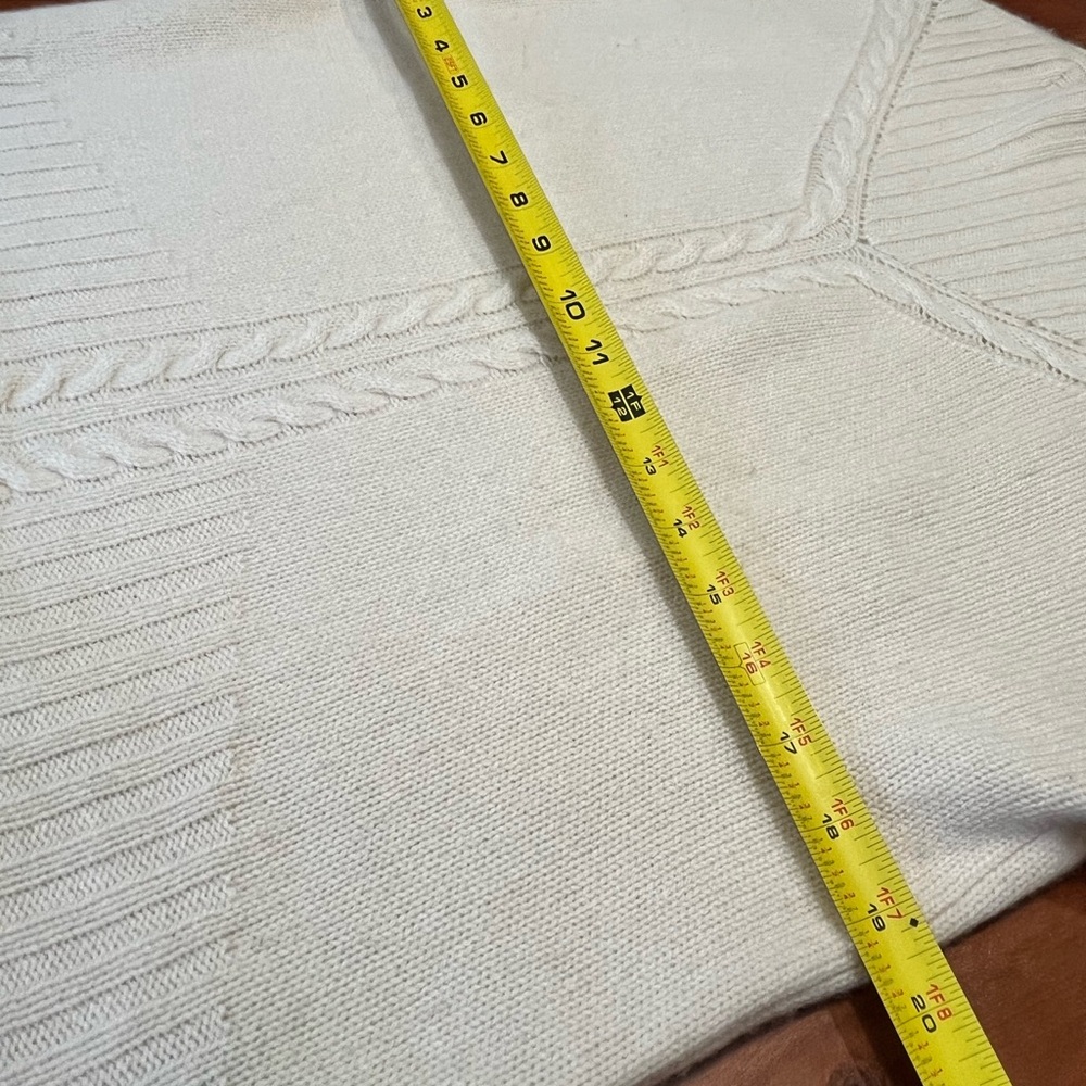 100% Cashmere Cream Cable Knit Sweater - Picture 6 of 6